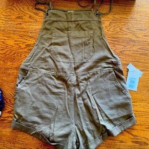 NWT BillaBong Romper